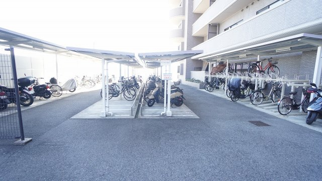 駐輪スペースも大容量で充実