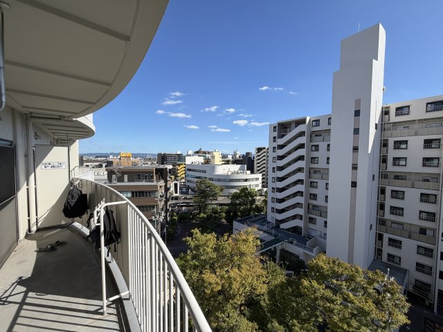 【バルコニー】南向きのため日当たり、通風良好です！