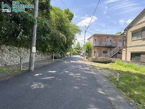 前面道路含む現地写真