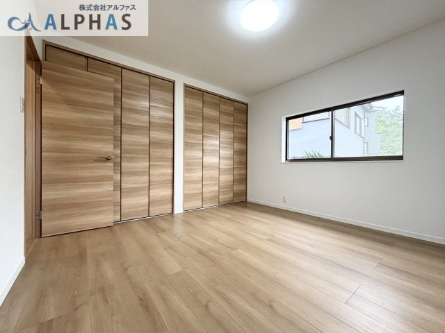 ■各居室に収納があり、お部屋がスッキリと片づきます♪