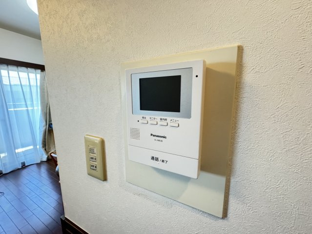 TVモニター付きインターホン　※リフォーム前の写真です。（2025年7月）