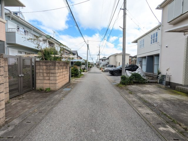 南側の前面道路