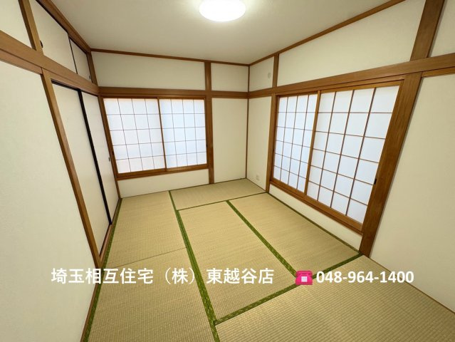 東武スカイツリーライン「大袋」駅徒歩約12分！全居室6帖以上・全居室に収納がある3LDK・納戸！2026年5月リフォーム完了！キッチン・洗面・浴室がまとまった水回り動線で、家事の移動もスムーズ！