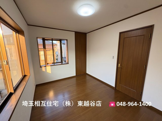 東武スカイツリーライン「大袋」駅徒歩約12分！全居室6帖以上・全居室に収納がある3LDK・納戸！2026年5月リフォーム完了！キッチン・洗面・浴室がまとまった水回り動線で、家事の移動もスムーズ！