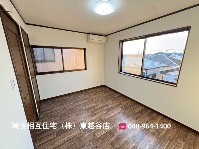 東武スカイツリーライン「大袋」駅徒歩約12分！全居室6帖以上・全居室に収納がある3LDK・納戸！2026年5月リフォーム完了！キッチン・洗面・浴室がまとまった水回り動線で、家事の移動もスムーズ！