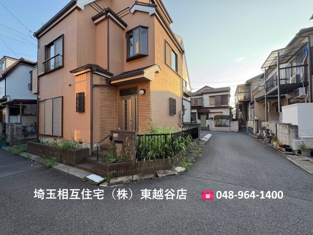 東武スカイツリーライン「大袋」駅徒歩約12分！全居室6帖以上・全居室に収納がある3LDK・納戸！2026年5月リフォーム完了！キッチン・洗面・浴室がまとまった水回り動線で、家事の移動もスムーズ！