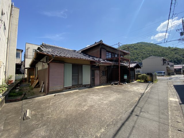 西方向より