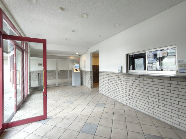【エントランス】