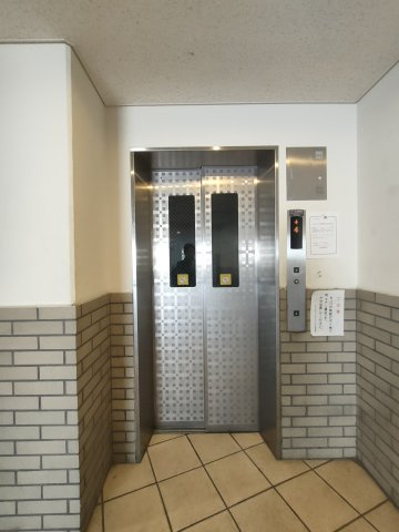 　【エレベーター）