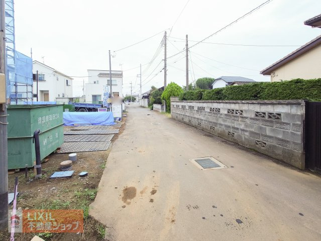 【前面道路】道の広さ・日当たりなど、ご確認ください。　