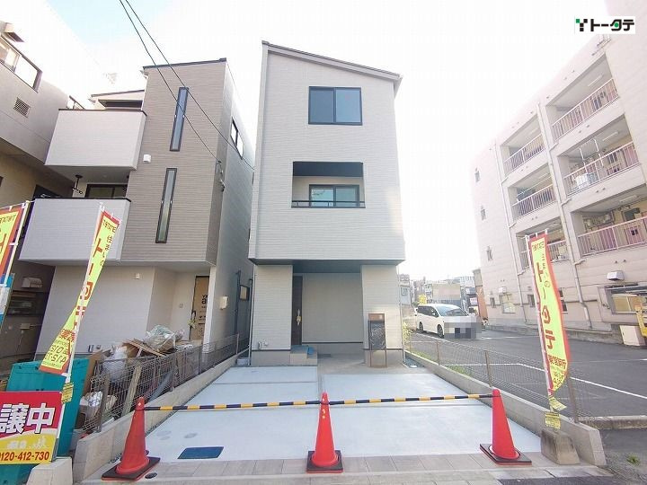 外観：334000177911