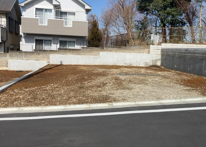 土地探しをしていると都市計画区域という言葉を目にすると思います。法律によって、都道府県知事や国土交通大臣が指定するエリアのことを指しており、都市計画区域は市街化区域と市街化調整区域に分けられています。