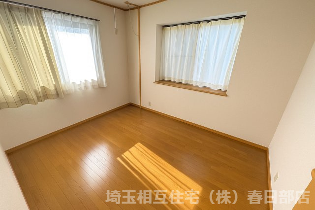 6．7帖　寝室？　プライベートな空間だからこそシンプルに使いやすいデザインに。　※加工で一部物を削除したイメージ画像です。実際とは異なりますので元画像をご確認ください。