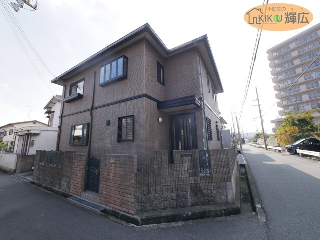 外観：328000555157