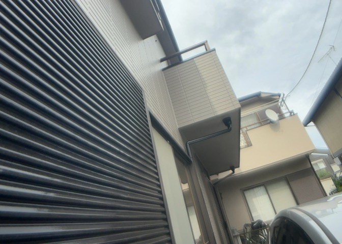 両面バルコニーは、バルコニーそのものの機能というよりかは設置の仕方による名称です。複数のバルコニーを東西や南東などの相対する場所に設置することで、通風や採光が確保しやすくなるというメリットがあります。