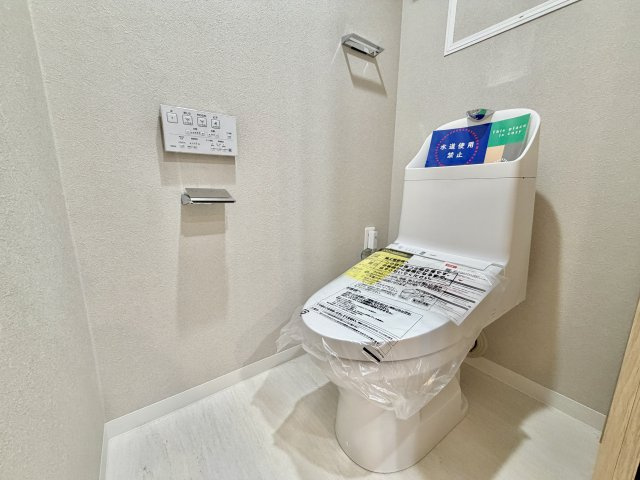 毎日使う空間と機能だから、いつまでも清潔なスペースであってほしいのがトイレです。掃除がしやすく、また落ち着ける空間として居心地のよい大切な場所です。