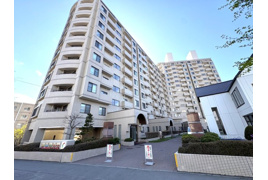 ロイヤルコート大谷地壱番館Aの外観