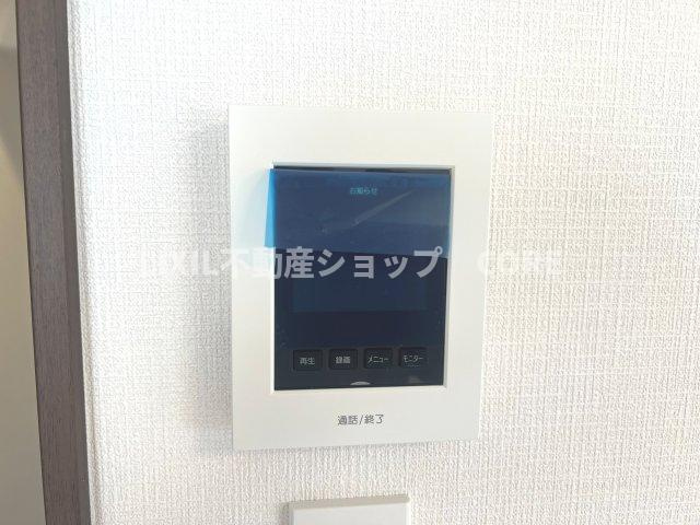 「見える安心」をカタチにしました。誰が来てもわかる様にモニター付きインターホン！