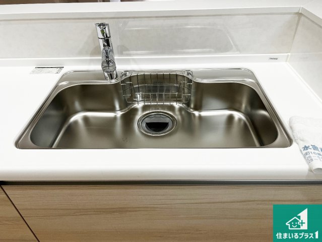 広々としたシンクで食器洗いも楽々！