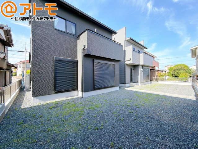 広いお庭では趣味の時間を楽しんだりお子様と遊んだりと様々に使うことができます♪