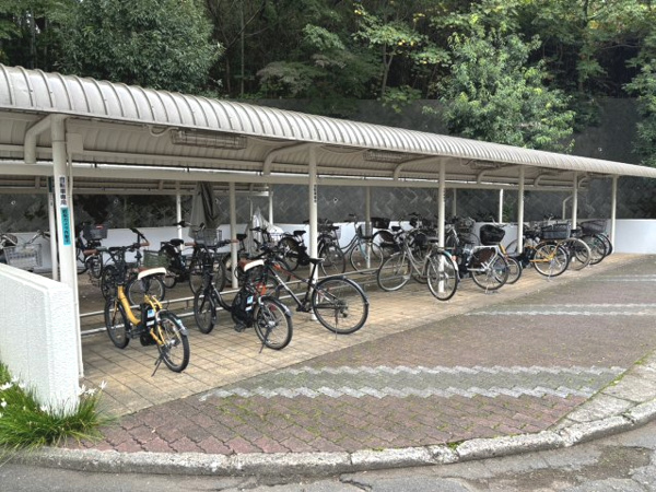 新ゆりグリーンタウン アカシア街区の駐輪場