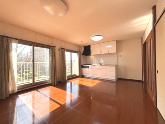 フローリング張りのリビングです。