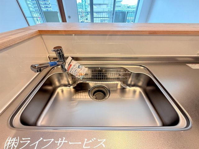 キッチンシンク／浄水器付水栓搭載