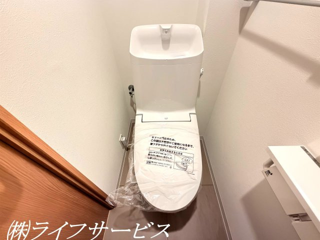 温水洗浄便座付トイレ