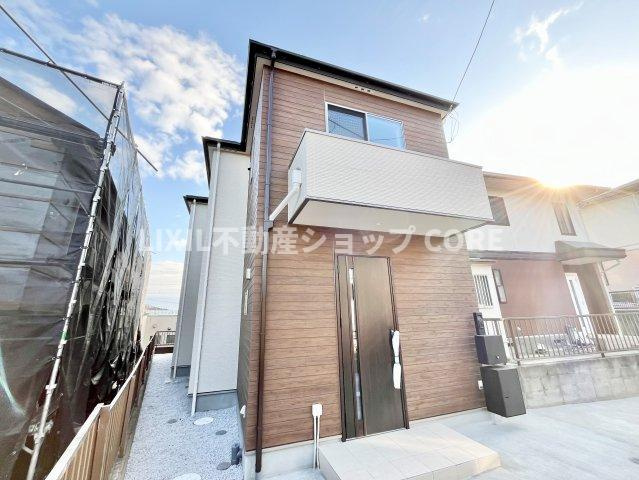 明るい日差しに包まれる住宅で新しい暮らしを始めませんか？お問合せお待ちしております。　