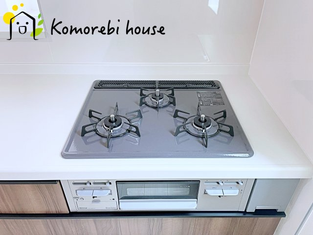 コンパクトなキッチンで掃除もラクラク