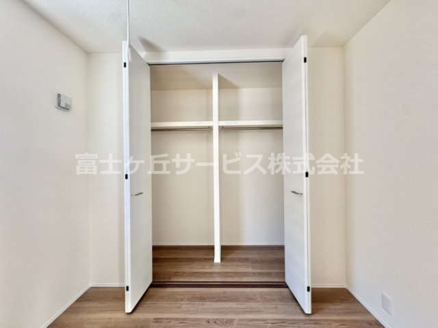 ちょっとした収納スペースも充実しています