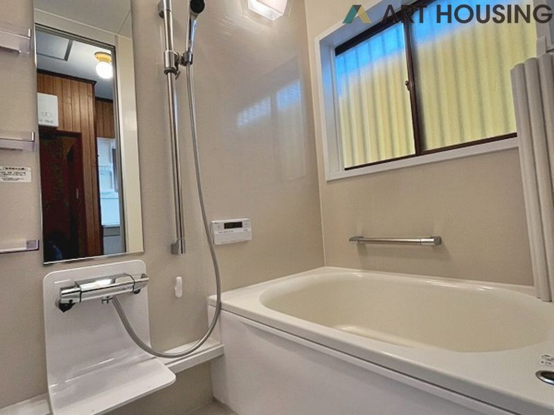 コンパクトで使いやすいお風呂です