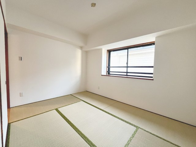 明るい和室です