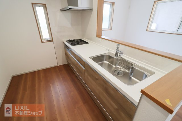 【その他設備】現地完成写真。使いやすい広めのシンク♪