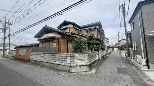 南東角地！敷地約45坪・ご家族のライフスタイルに合わせた自由設計が可能です！当社無料の間取り作成も承ります！建物イメージや資金計画などお気軽にご相談ください。