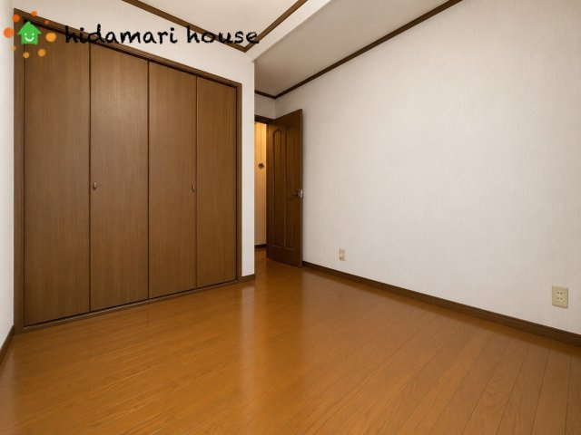 写真をAI加工しております。