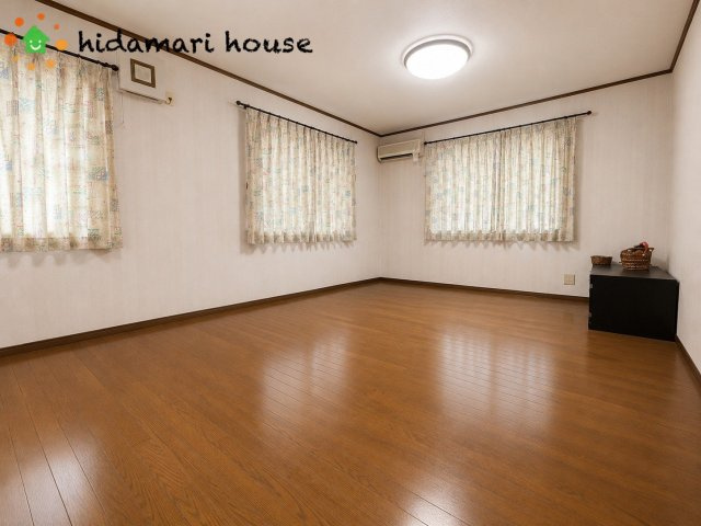 2F　写真をAI加工しております。