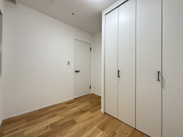 約3.7帖の洋室