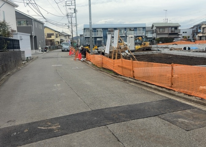 物件の詳細については、現地を見てわかること以外に、役所や法務局などで調べないとわからないことがあります。そのため、現地に行く場合は、もしこの物件を買ったらどのような生活ができるかをイメージしましょう。