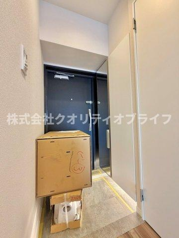 ダウンライトがおしゃれな玄関