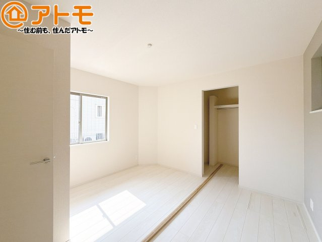 お子様のお友達が遊びに来た時も、子供部屋があると楽しく過ごせますね♪