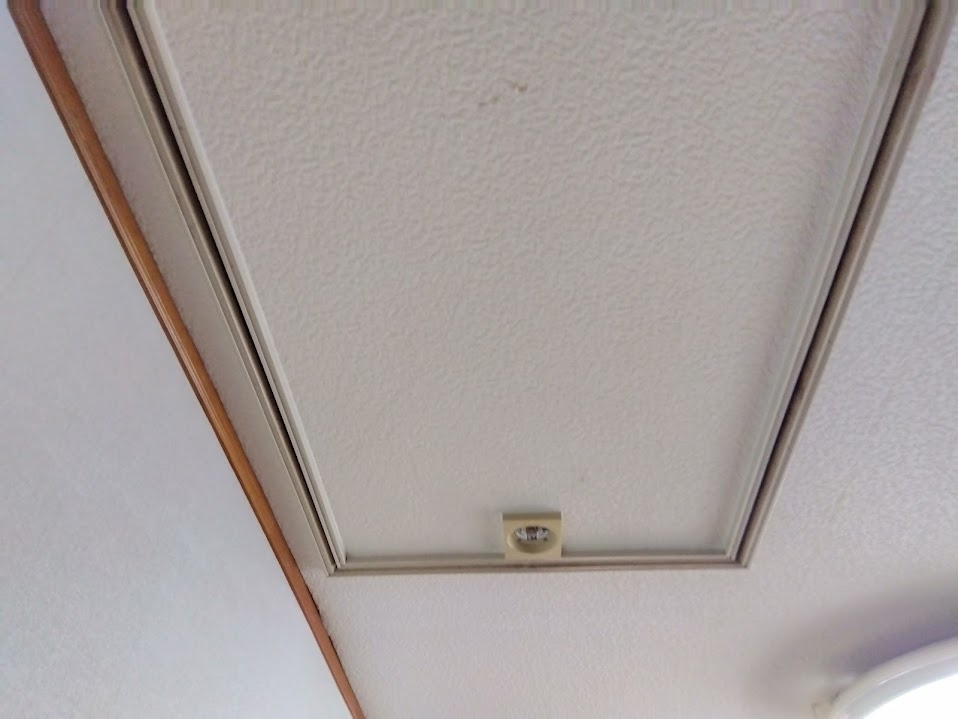 天井裏のデッドスペ－スを有効活用した収納です。実質的な専有面積を大きく広げてくれる、頼もしい味方です。