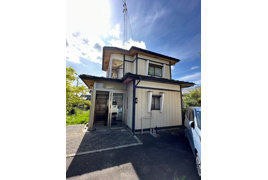 盛岡市西青山の中古戸建ての外観