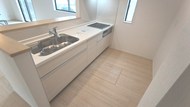 これから完成する住まいのため、　写真は同社施工の参考イメージです。　どんな暮らしになるか、ぜひ想像しながらご覧ください。