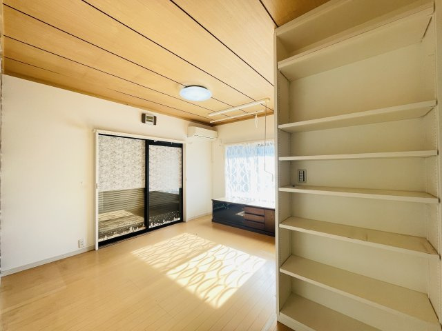 洋室