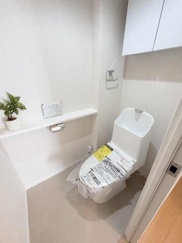新品交換済みのトイレで気持ちよく新生活が送れます
