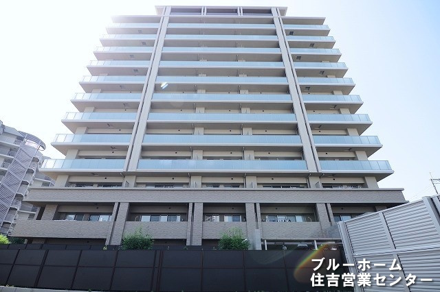 外観：327002976066