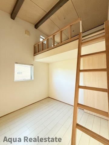 お子さんのお部屋にいかがでしょうか