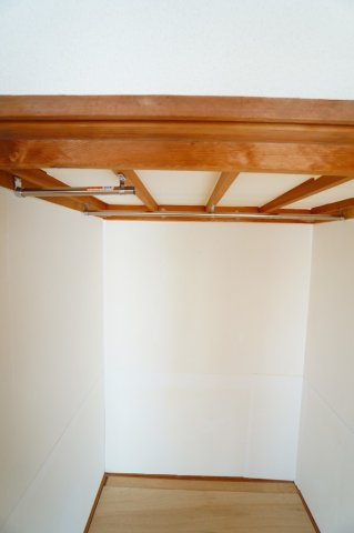 各居室に収納を備えた、使い勝手のよい間取り。
