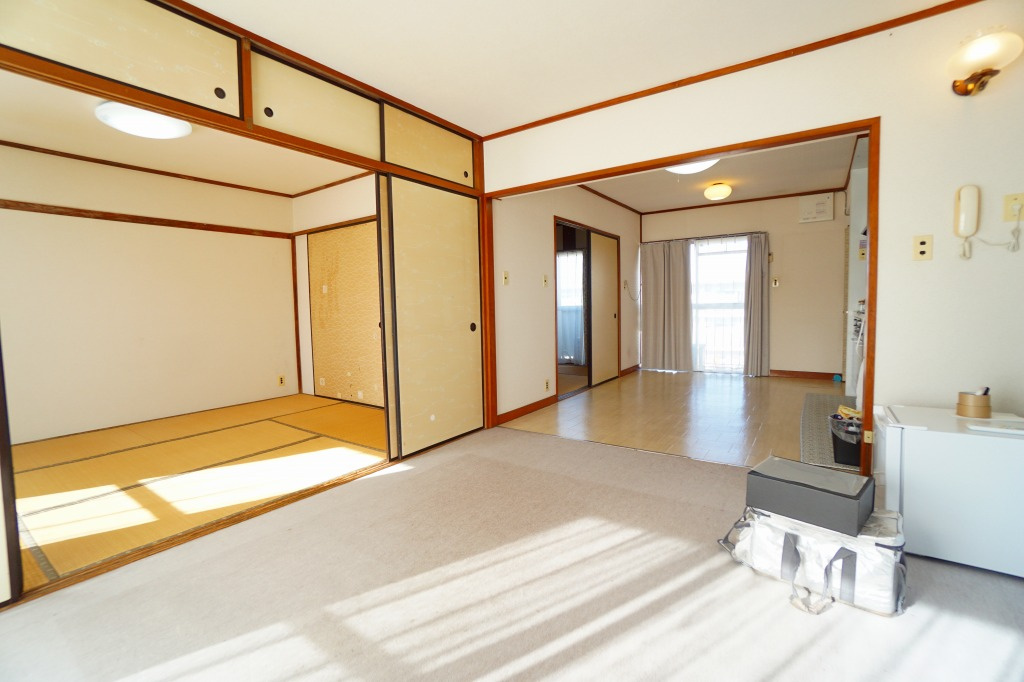 襖で仕切れば個室に、開ければ広々空間に。家族みんながのびのび過ごせます。